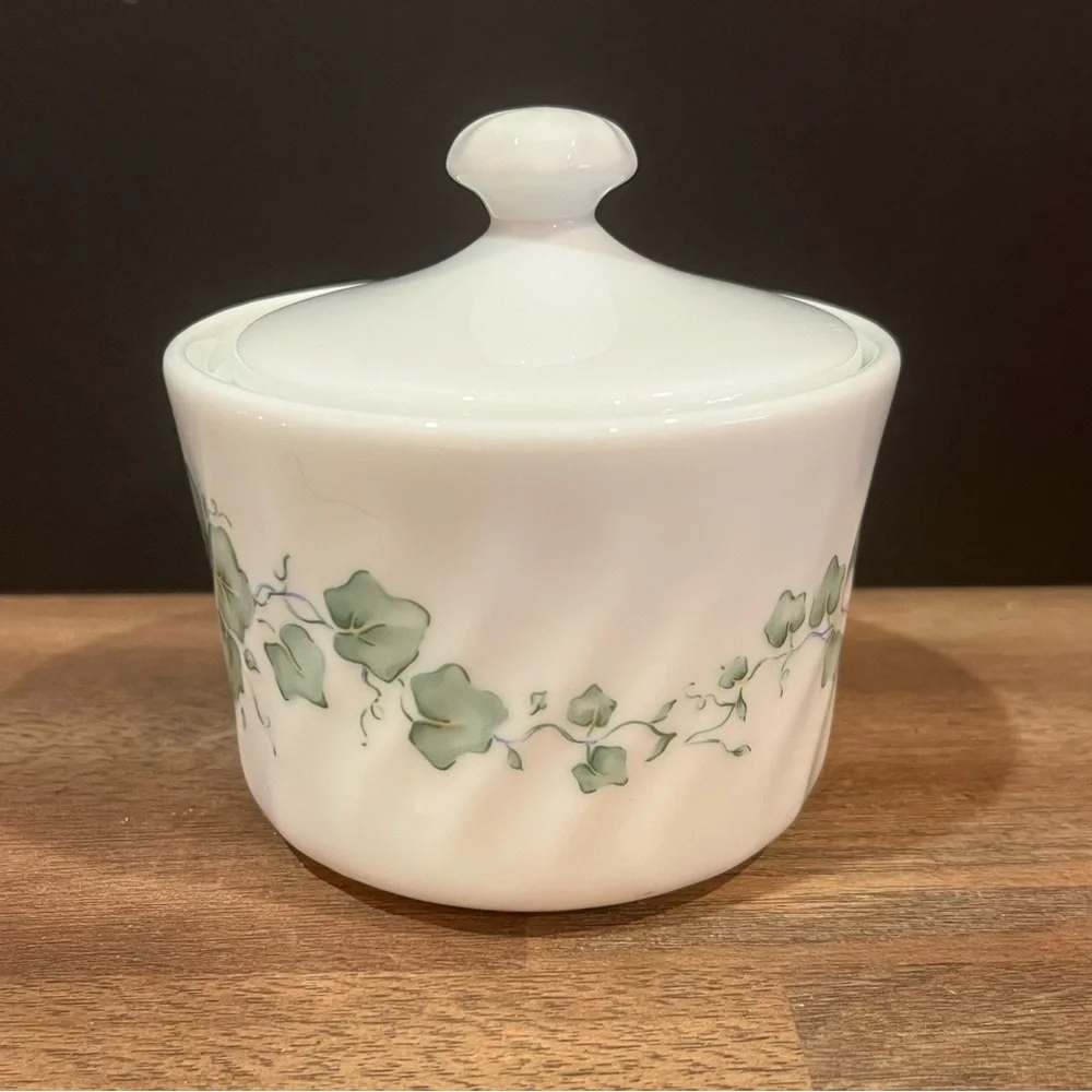 Corelle Callaway Sugar Bowl with Lid